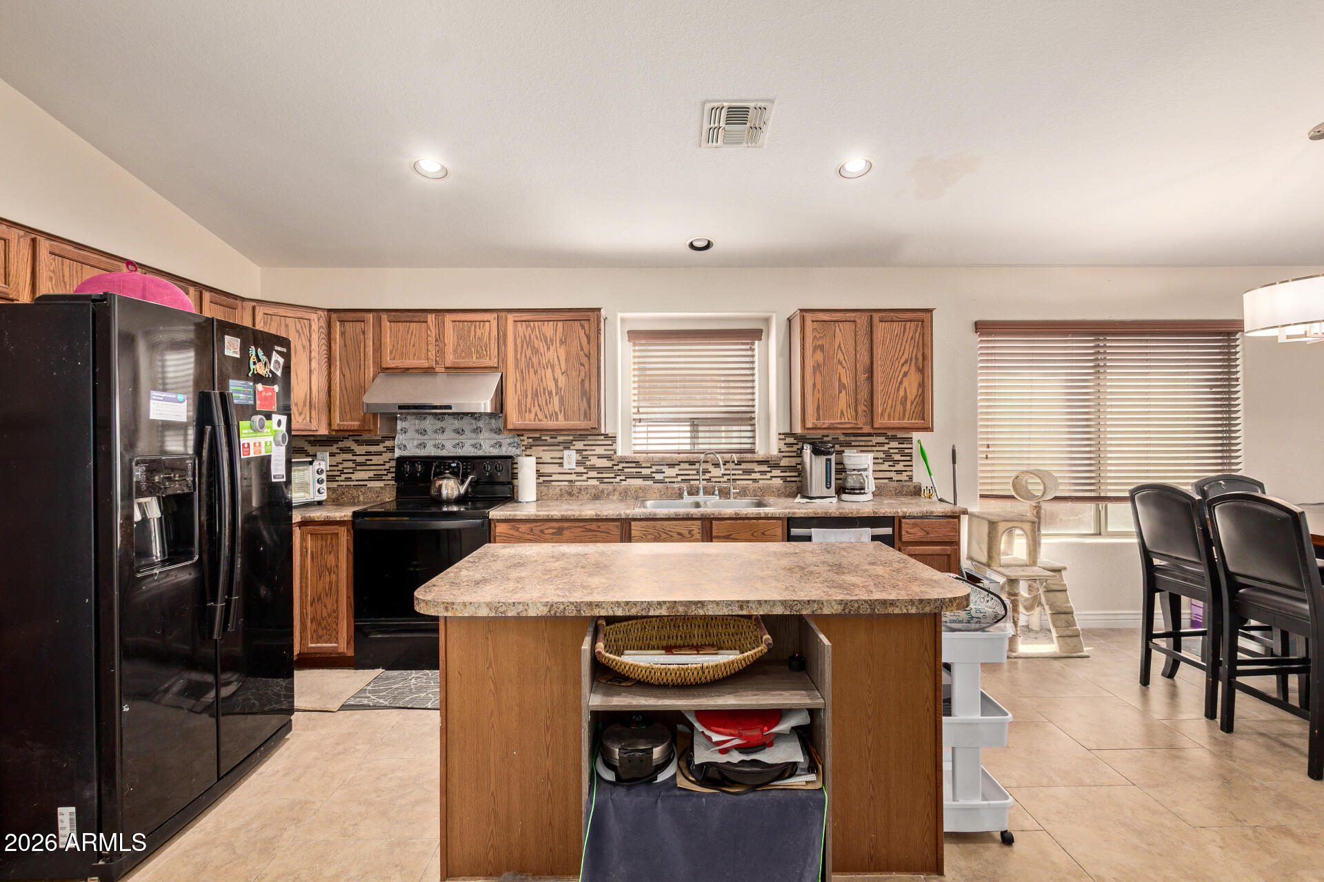 28906 North Nobel Road Phoenix, AZ 85085 - Photo 11 of 30 11 - Nobel