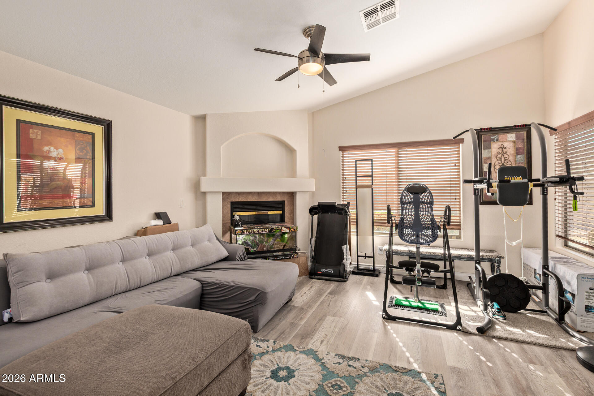 28906 North Nobel Road Phoenix, AZ 85085 - Photo 8 of 30 08 - Nobel