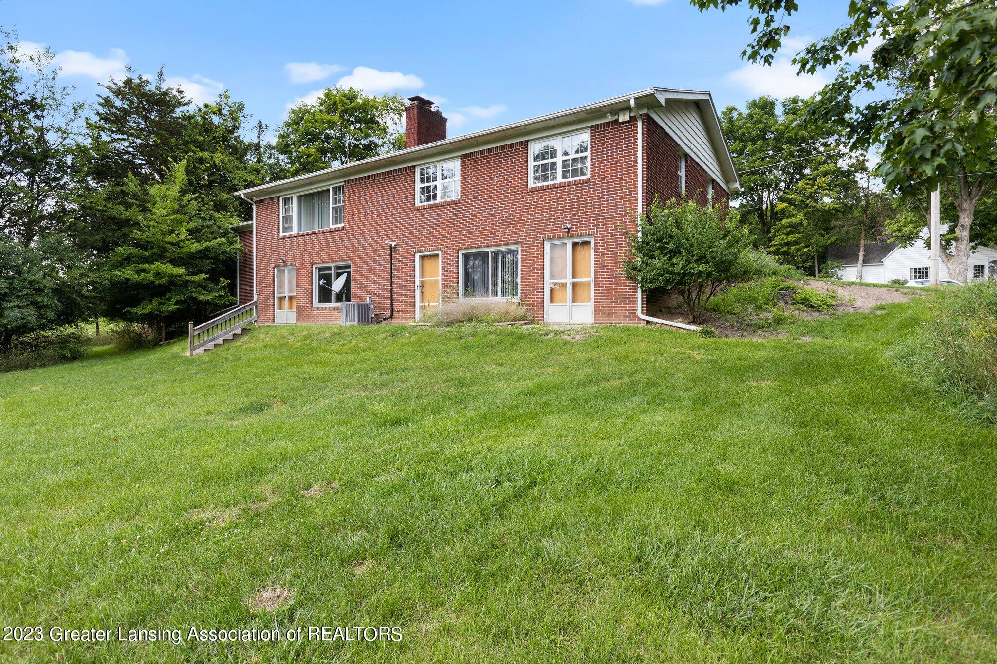 1369 Jolly Road Okemos, MI 48864 - Photo 5 of 36 Exterior Back