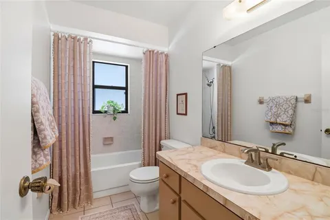 $589,000 | 831 Highland Street, Sarasota, FL 34234