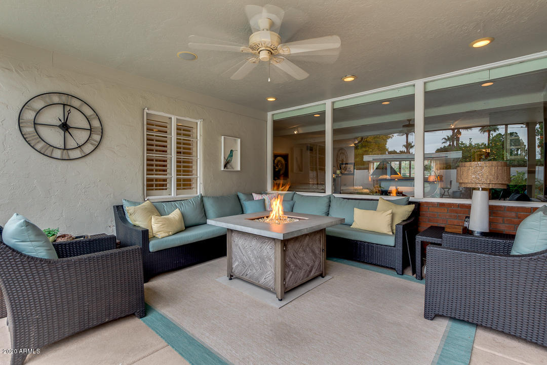 1309 West Coronado Road Phoenix, AZ 85007 - Photo 36 of 60 Huge Window Brings the Outside In