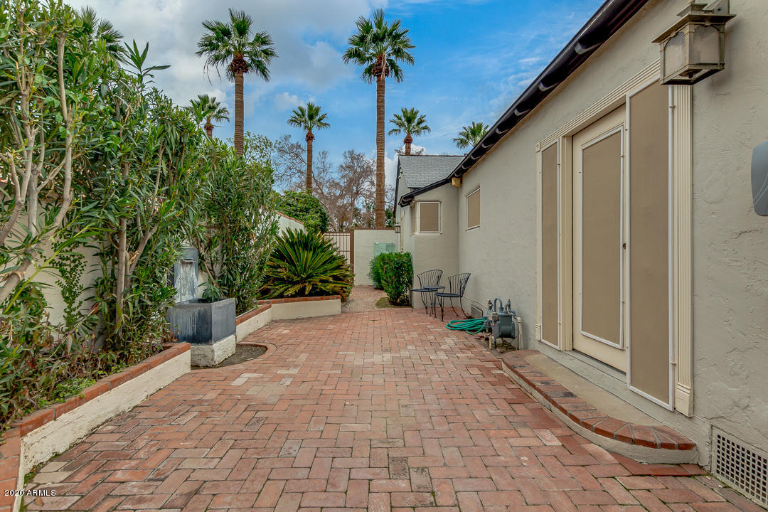 1309 West Coronado Road Phoenix, AZ 85007 - Photo 45 of 60 Private Entry to Paved Yard