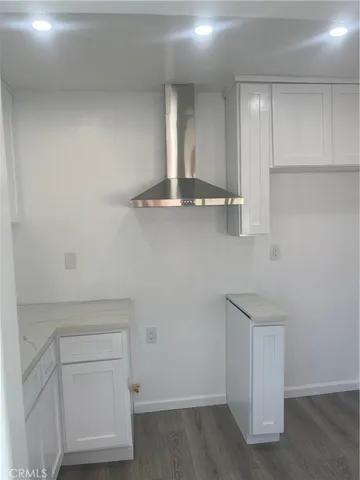 $2,000 | 6103 Southside Drive, East Los Angeles, CA 90022