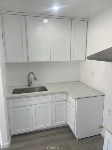 $2,000 | 6103 Southside Drive, East Los Angeles, CA 90022