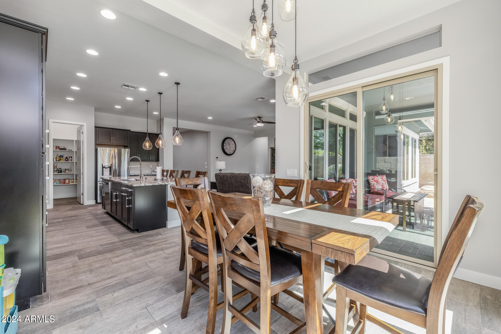 2955 East Appaloosa Road Gilbert, AZ 85296 - Photo 12 of 43 14)KITCHEN