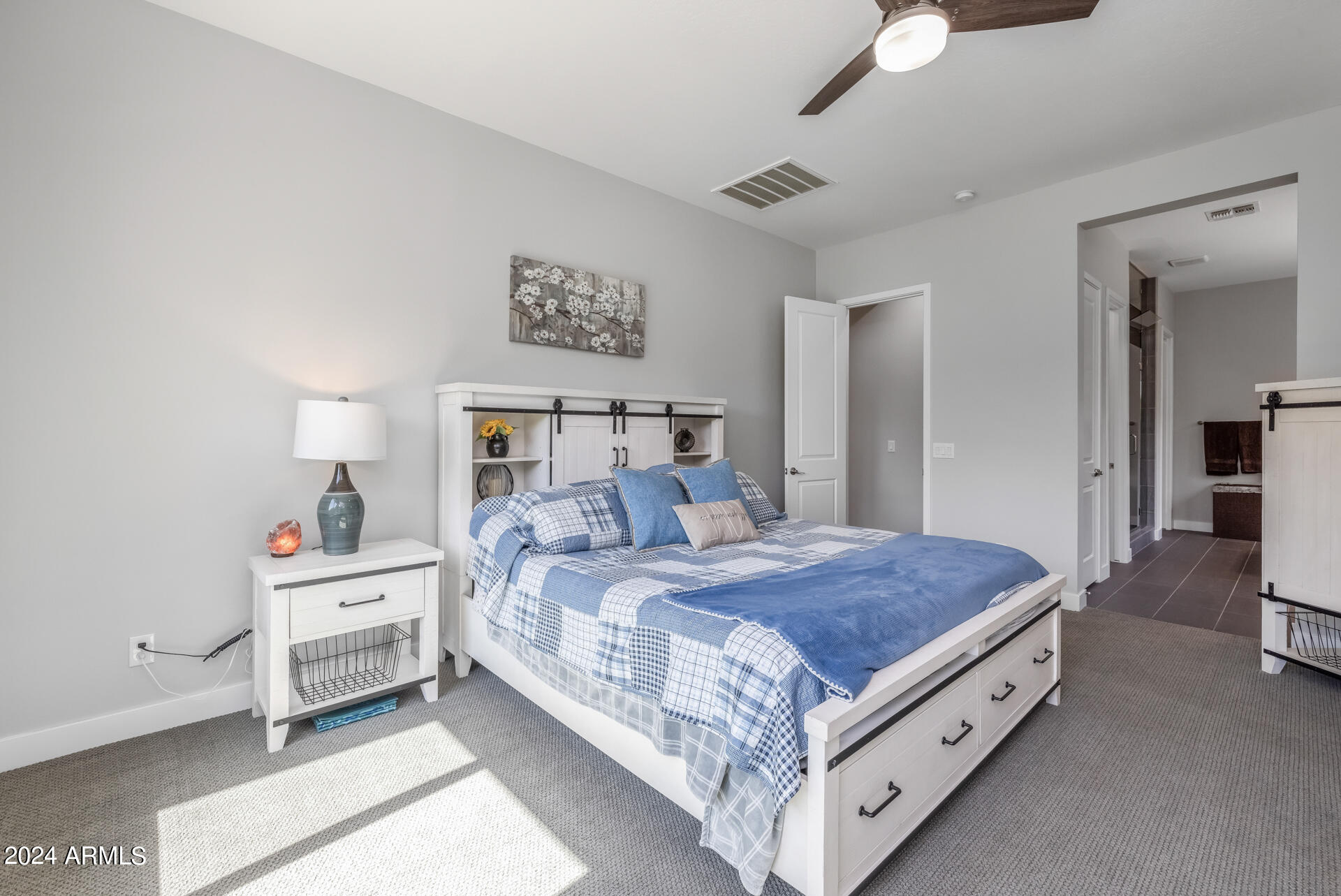 2955 East Appaloosa Road Gilbert, AZ 85296 - Photo 15 of 43 17)MASTER BED