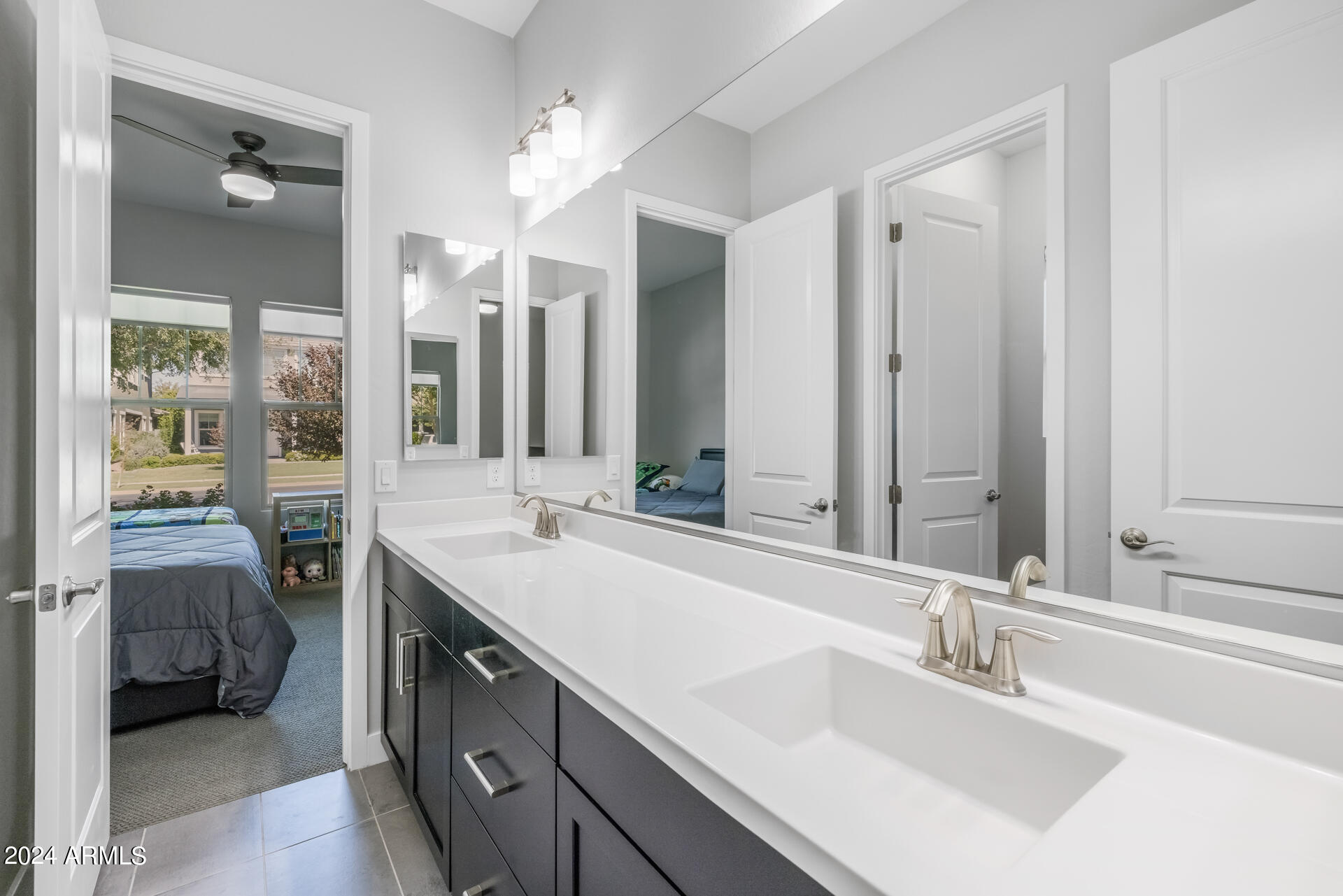 2955 East Appaloosa Road Gilbert, AZ 85296 - Photo 20 of 43 22)BATH 2