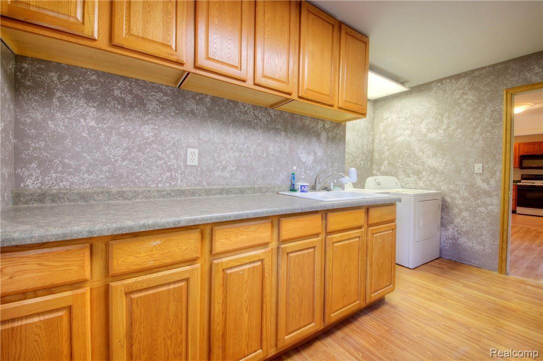 13285 E Road Montrose, MI 48457 - Photo 37 of 53 930A5952_3_4.jpg