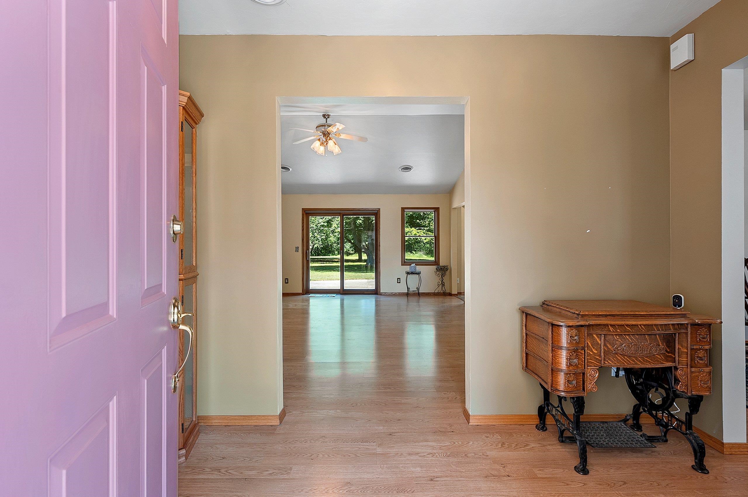 429 Jackson Street Oconto, WI 54153 - Photo 5 of 48