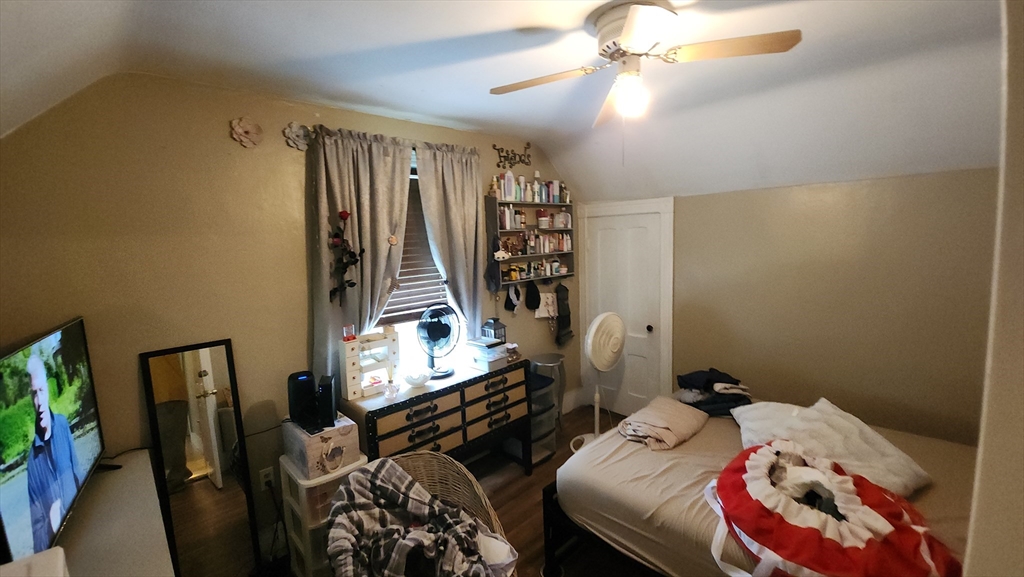 184 Vernon Street Worcester, MA 01607 - Photo 7 of 33 Gallery Image 7