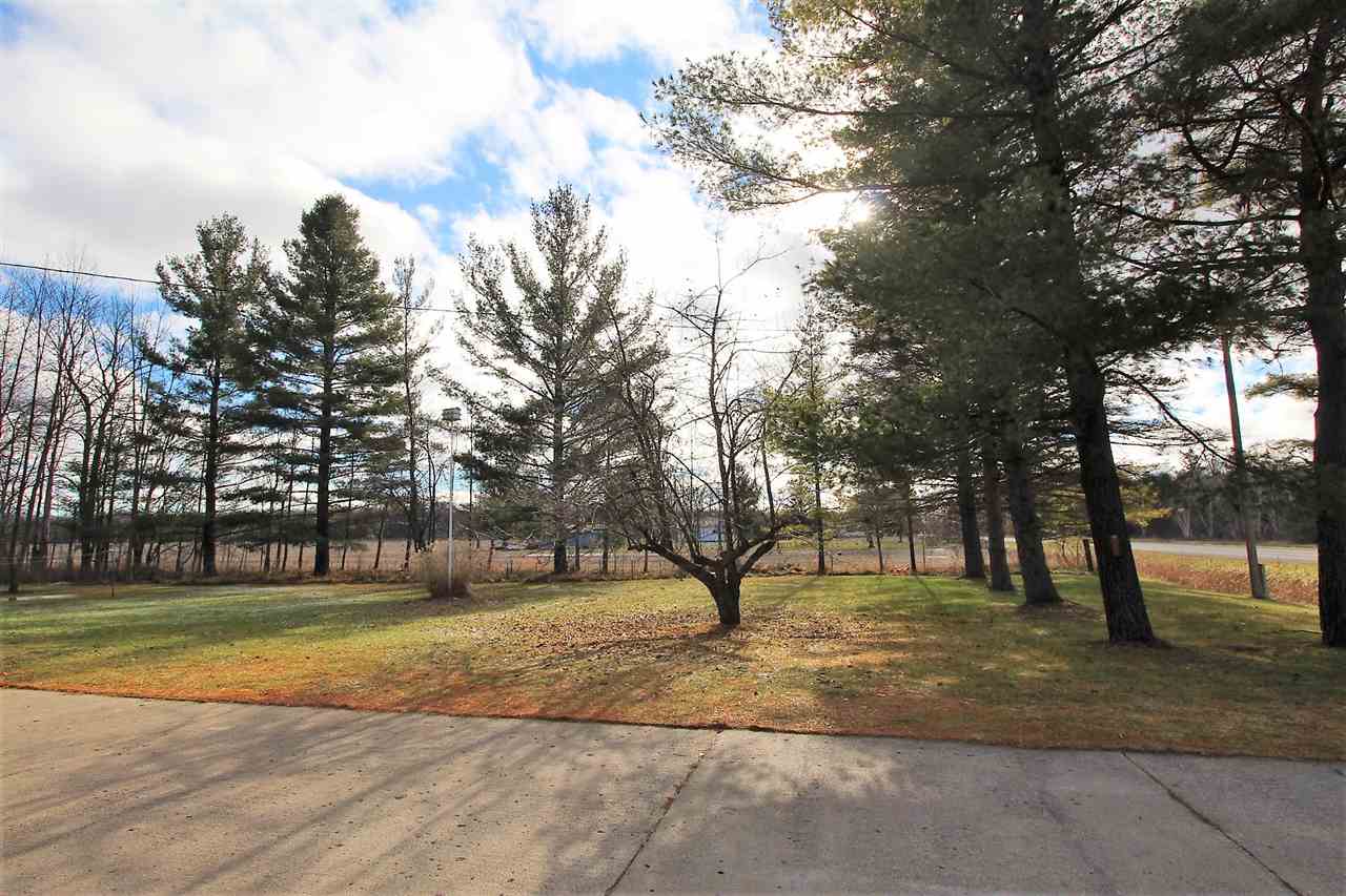 4380 North 11 Mile Road Pinconning, MI 48650 - Photo 4 of 20