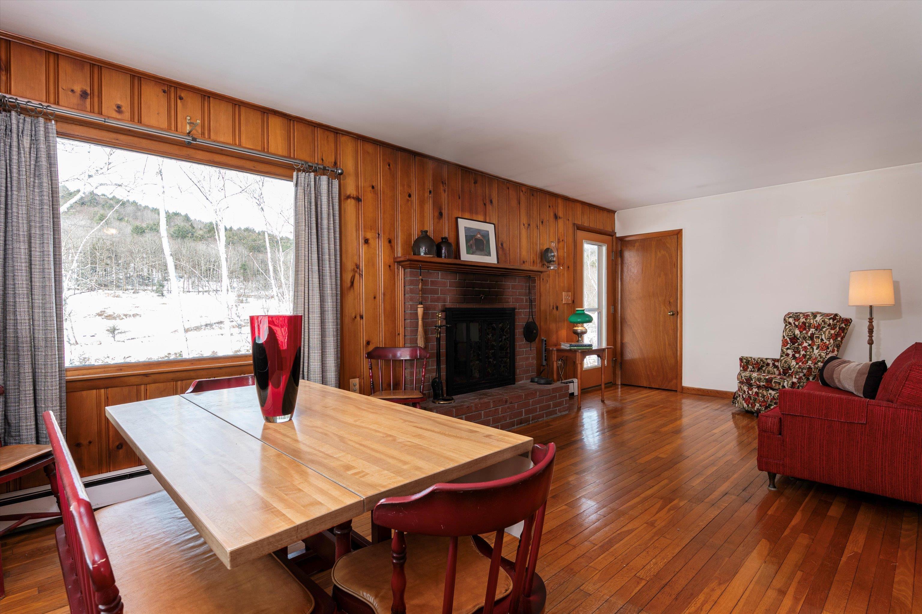 656 Pleasant Valley Road Springfield, VT 05156 - Photo 5 of 32