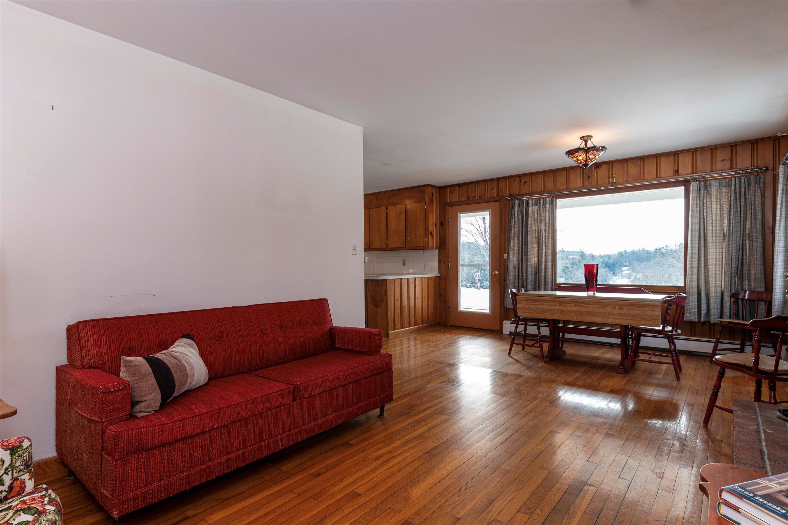 656 Pleasant Valley Road Springfield, VT 05156 - Photo 8 of 32