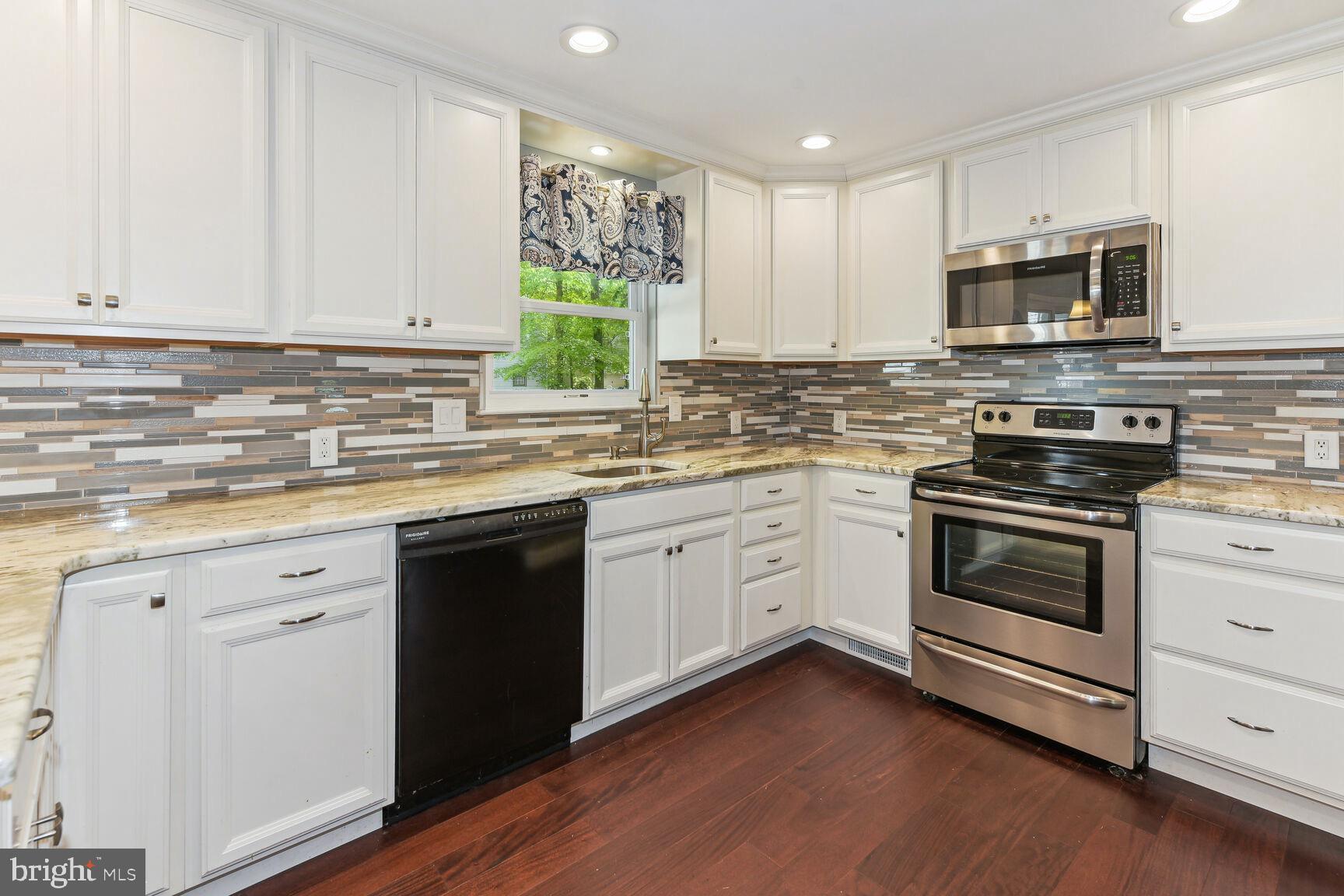 127 Windmoor Road Delran, NJ 08075 - Photo 8 of 24 Gallery Image 8