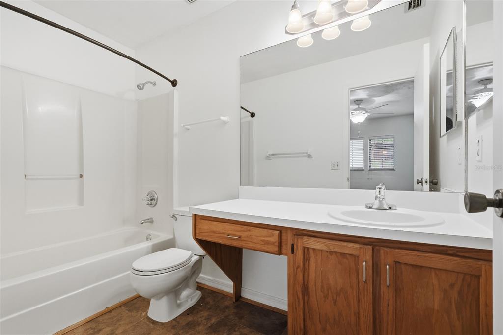 852 Southwest 58 Terrace Gainesville, FL 32607 - Photo 14 of 21