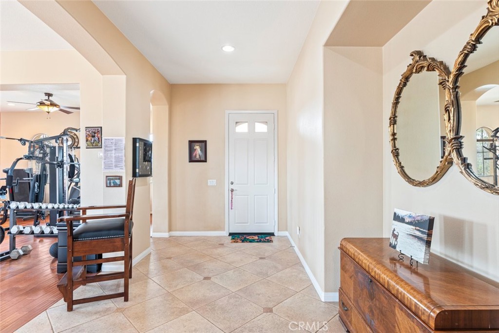 17970 Wildwood Creek Road Riverside, CA 92504 - Photo 10 of 54