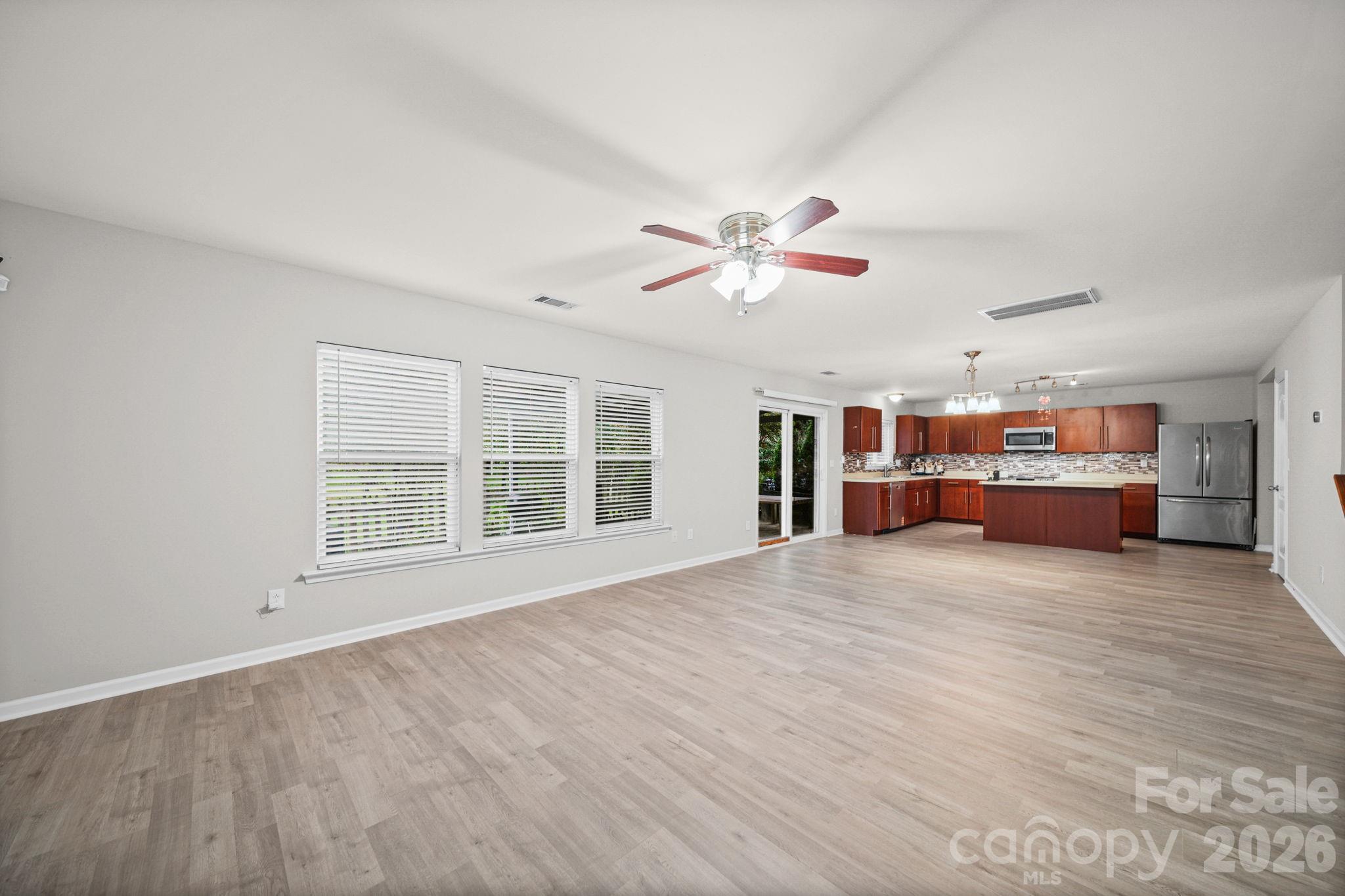 9220 Seamill Road Charlotte, NC 28278 - Photo 10 of 40 Gallery Image 10