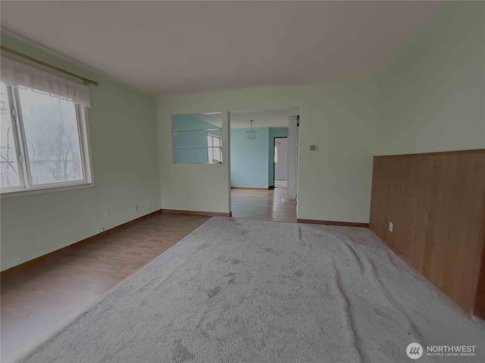 425 Sunnyhill Road West Bremerton, WA 98312 - Photo 3 of 17 Gallery Image 3