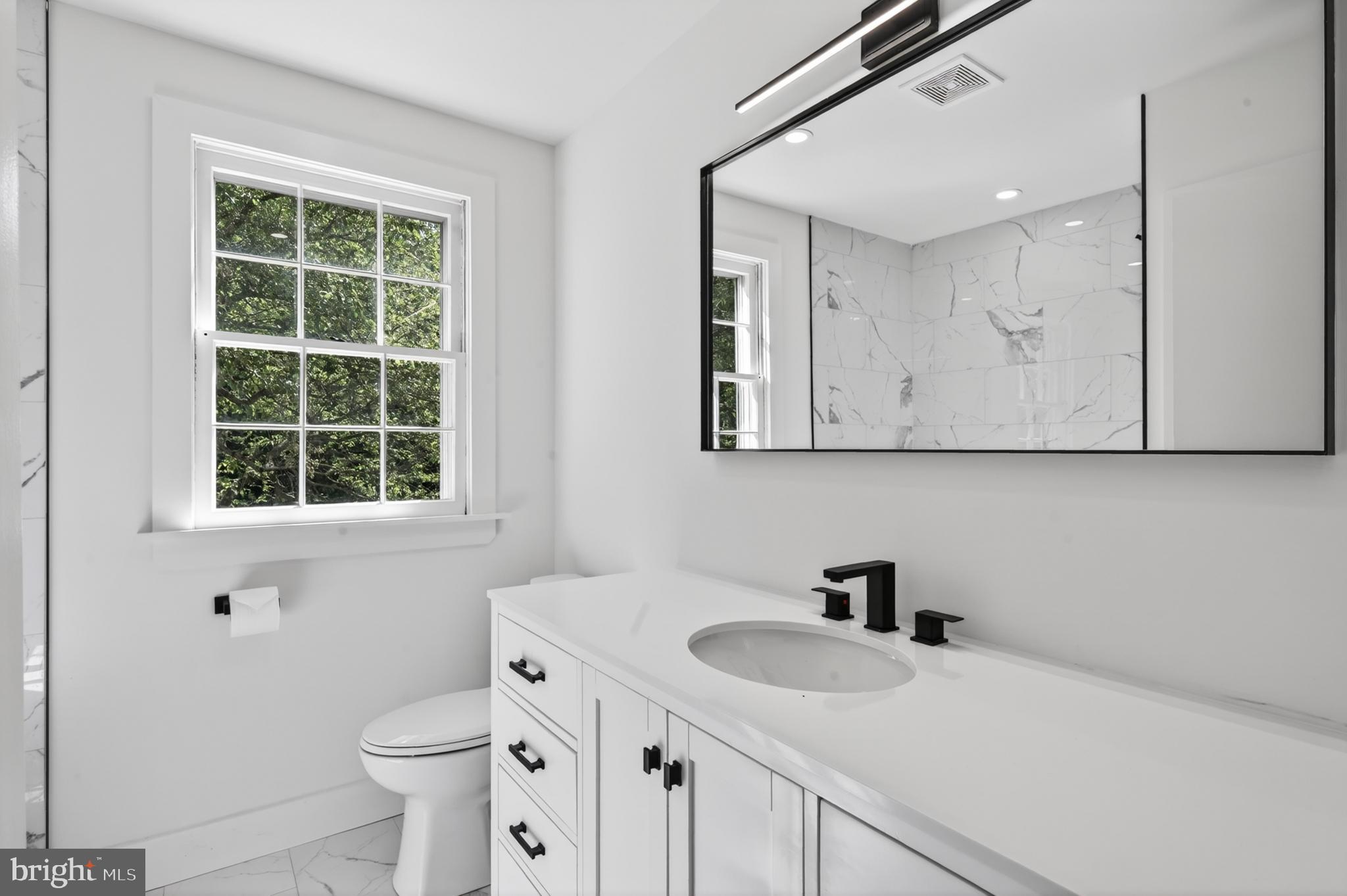 21 College View Road Malvern, PA 19355 - Photo 24 of 35 Hall bathroom