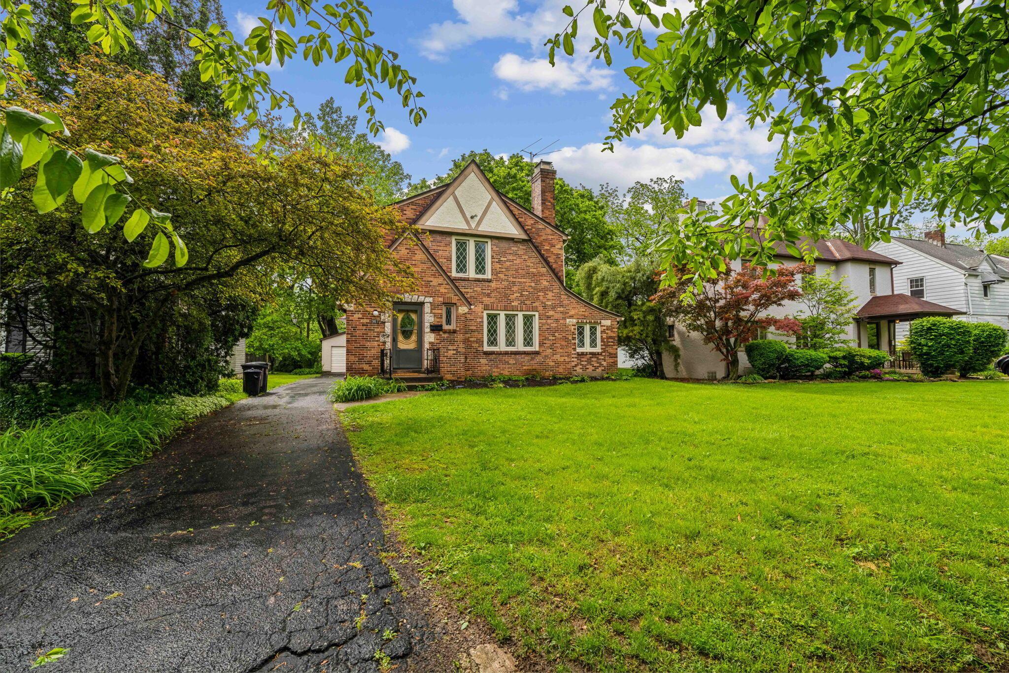 967 South Cassingham Road Columbus, OH 43209 - Photo 3 of 48 2-web-or-mls-967-s-cassingham-rd