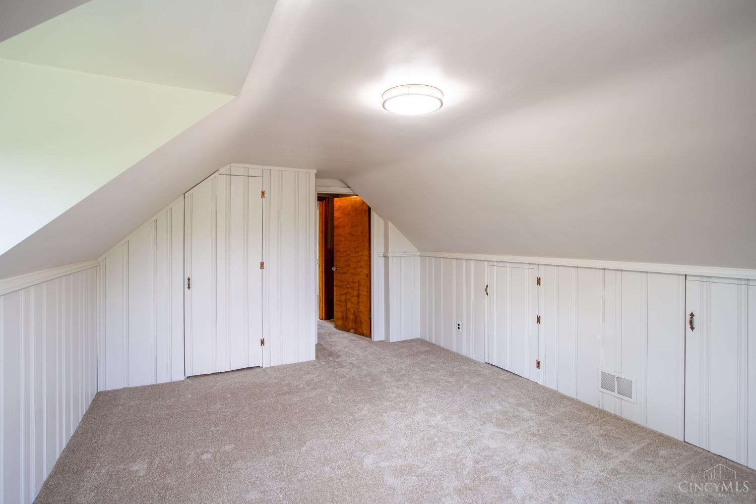 7345 Pippin Road Cincinnati, OH 45239 - Photo 20 of 35 Gallery Image 20