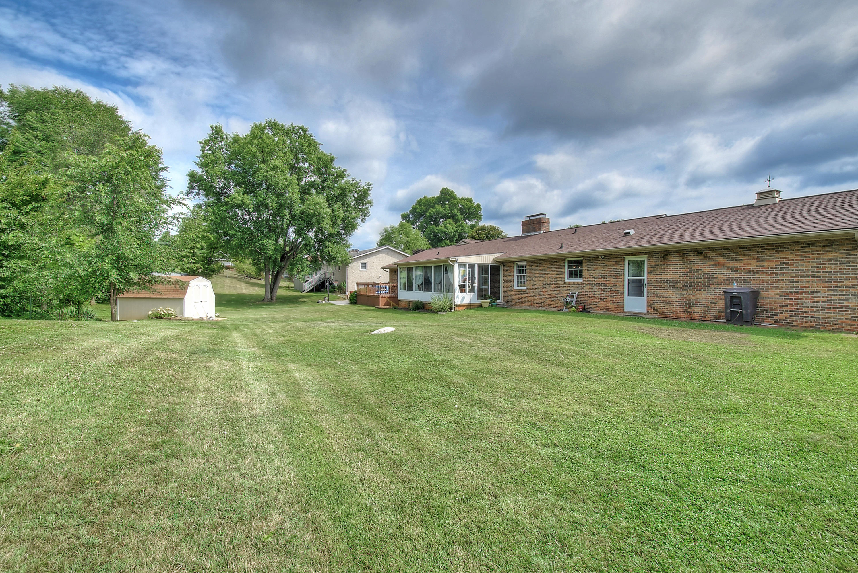 2021 Sundale Road Johnson City, TN 37604 - Photo 40 of 43 DSC_0319_20_21_22_23_24