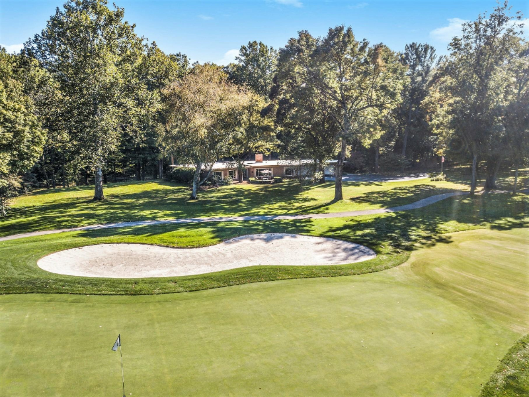 1160 Roslin Road Benton Harbor, MI 49022 - Photo 3 of 43 DJI_0016
