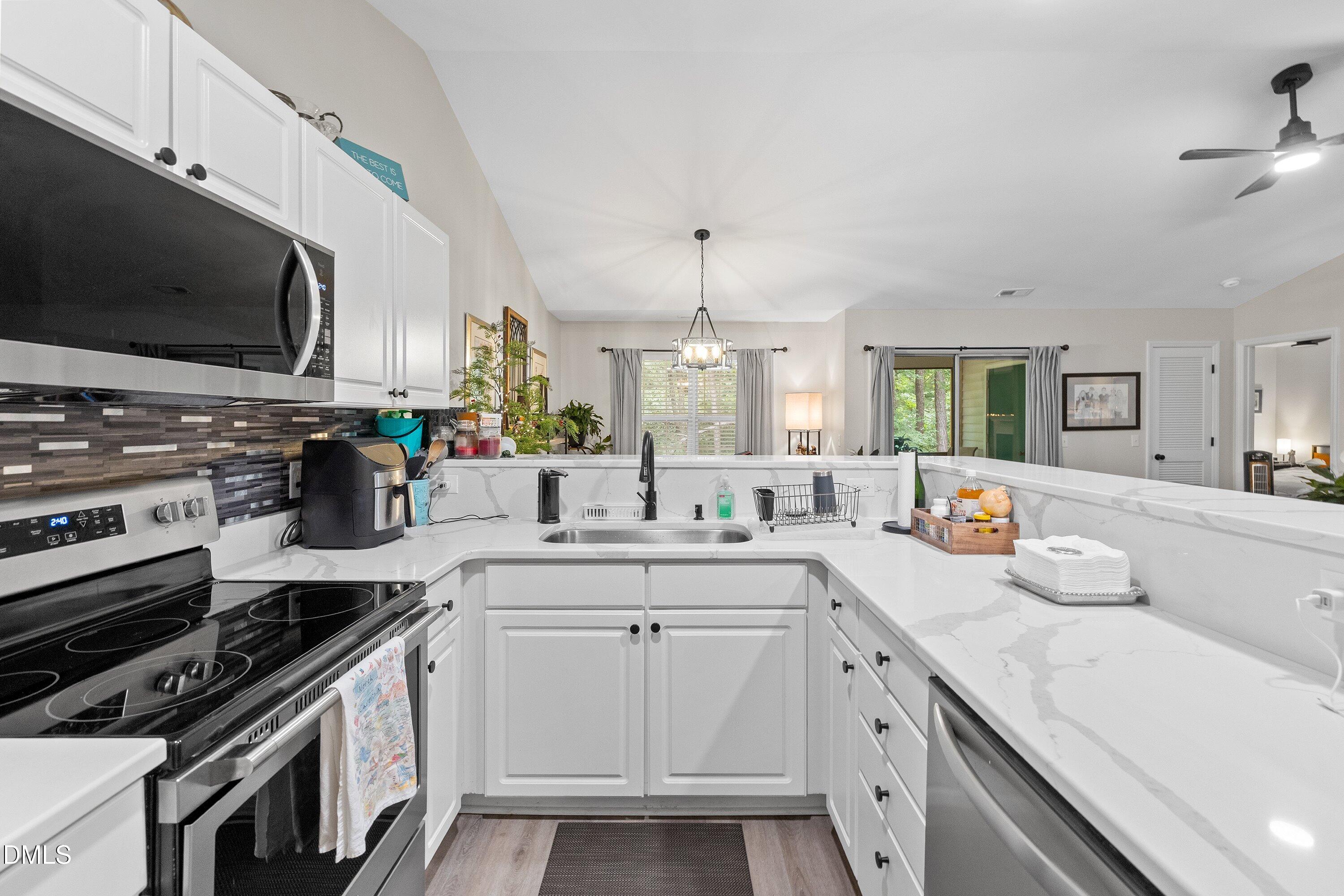 4022 Wellington Ridge Loop Cary, NC 27518 - Photo 14 of 34 18-4022 Wellington_7440