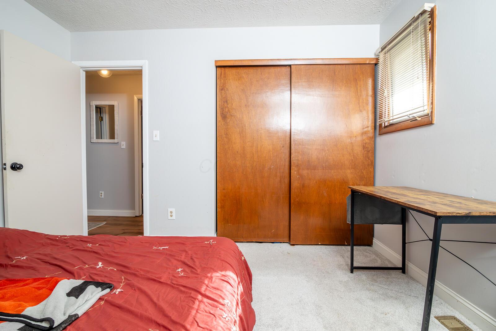 3548 South Hamilton Road Columbus, OH 43232 - Photo 19 of 42
