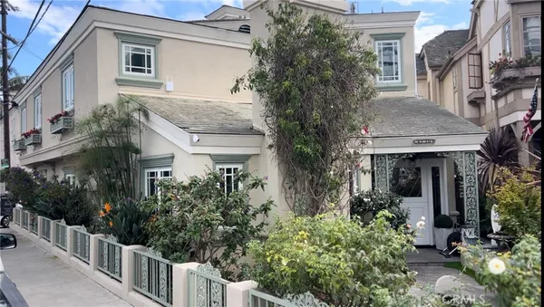 $10,500 | 5770 East Lucia Walk, Long Beach, CA 90803