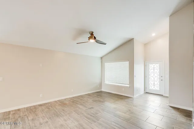 $319,950 | 6054 Summer Ridge, Santa Teresa, NM 88008