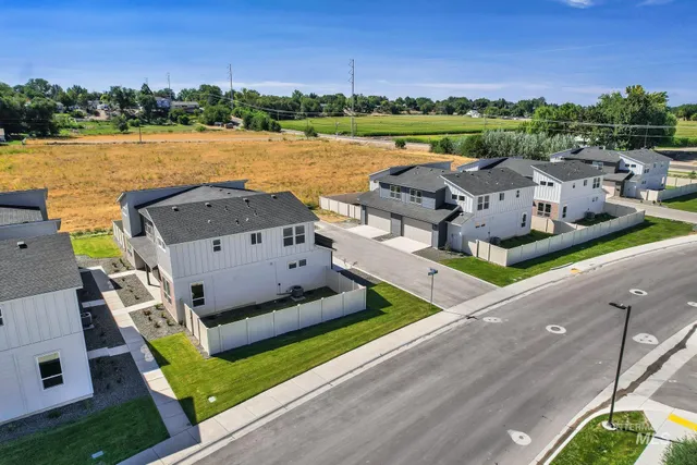 $345,000 | 2910 Nieve Lane, Caldwell, ID 83605