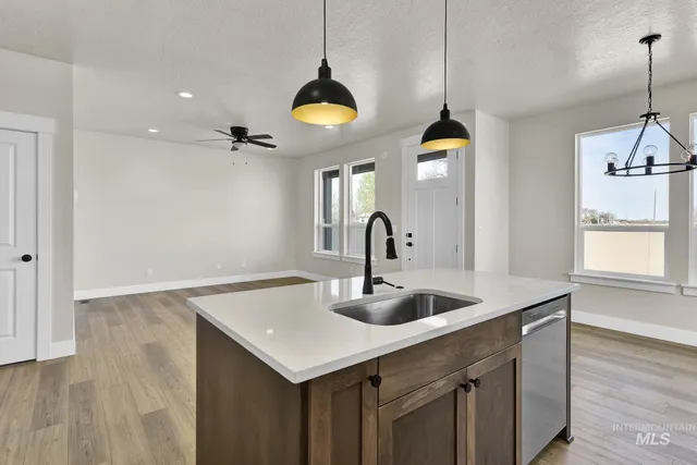 $345,000 | 2910 Nieve Lane, Caldwell, ID 83605