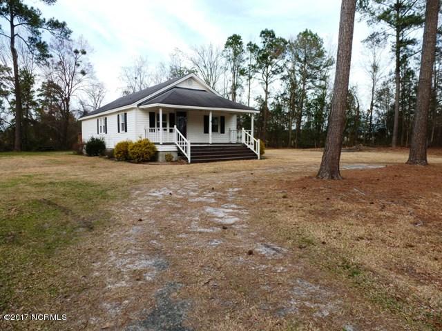 296 Sandlin Road Beulaville, NC 28518 - Photo 1 of 22 Primary View