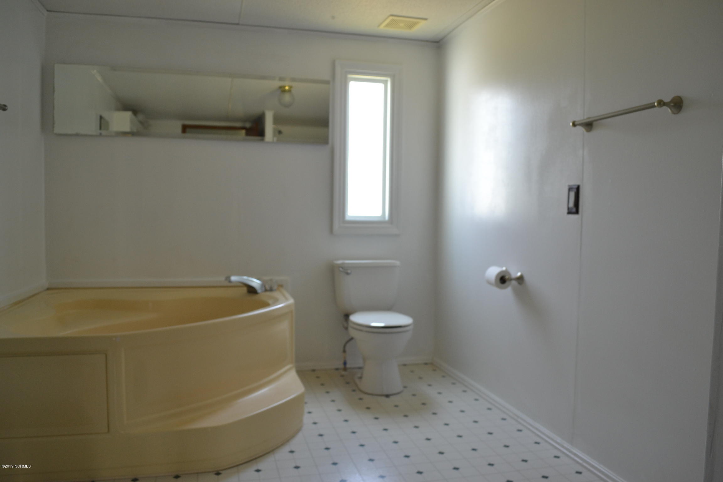 462 Parkertown Road Hubert, NC 28539 - Photo 15 of 24 2019-06-29 14.38.59