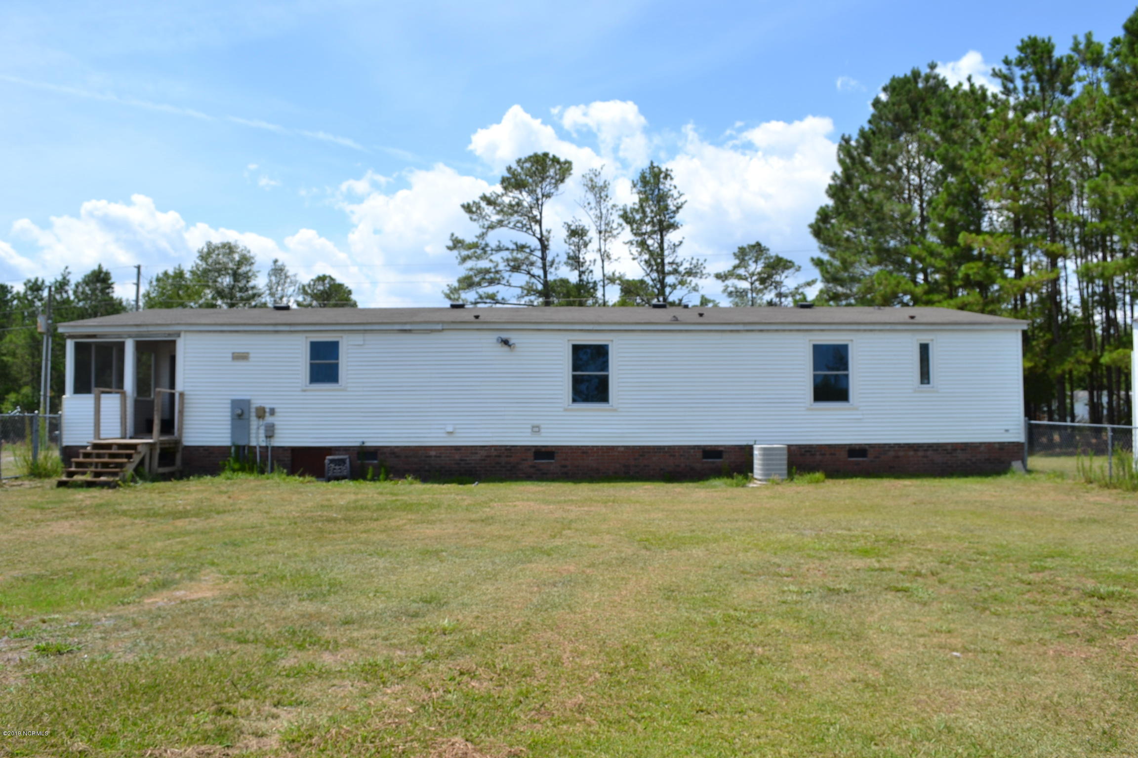 462 Parkertown Road Hubert, NC 28539 - Photo 5 of 24 2019-06-29 14.28.04