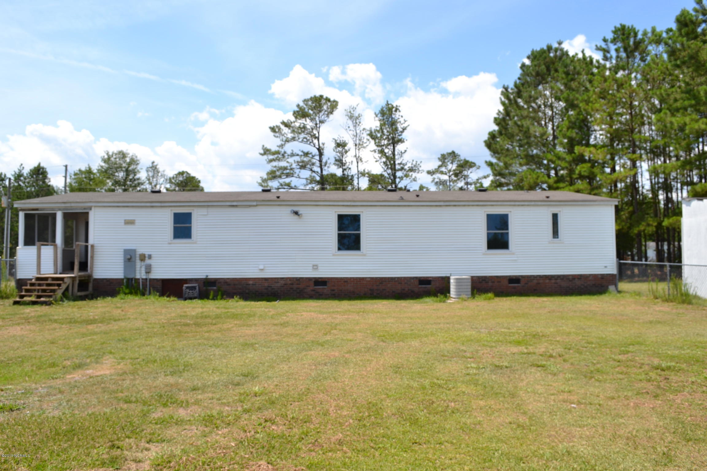 462 Parkertown Road Hubert, NC 28539 - Photo 6 of 24 2019-06-29 14.28.15