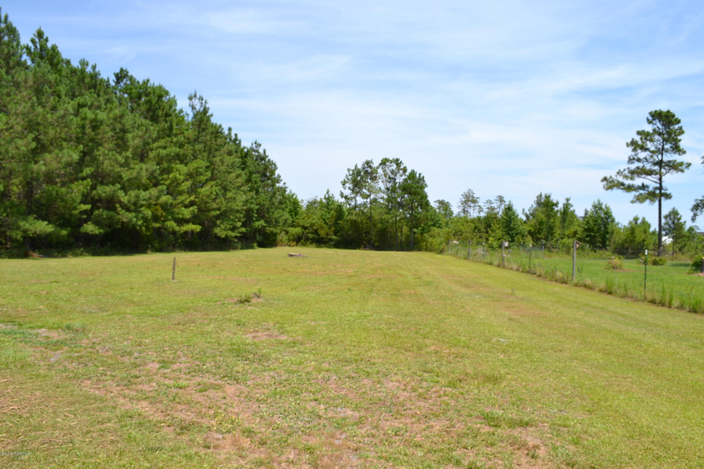 462 Parkertown Road Hubert, NC 28539 - Photo 7 of 24 2019-06-29 14.28.28