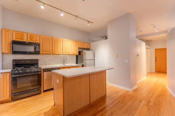 $2,800 | 208 West Washington Street, Unit 1407, Chicago, IL 60606