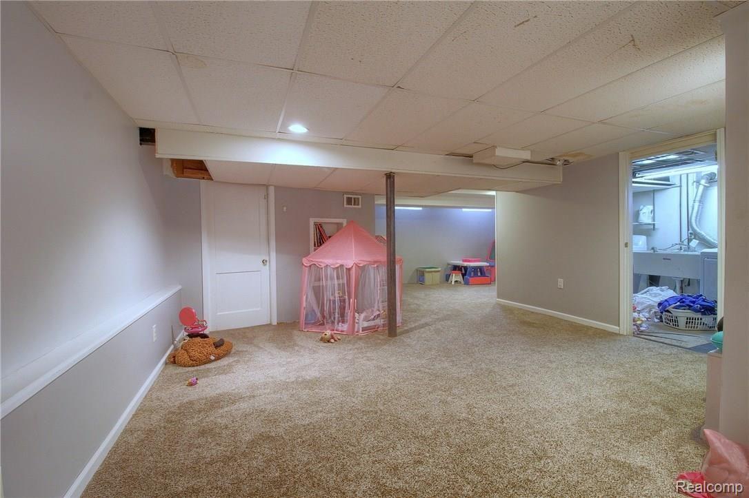 1990 Littlestone Road Grosse Pointe, MI 48236 - Photo 25 of 32 Finished_Lower_Level_2nd_View.jpg