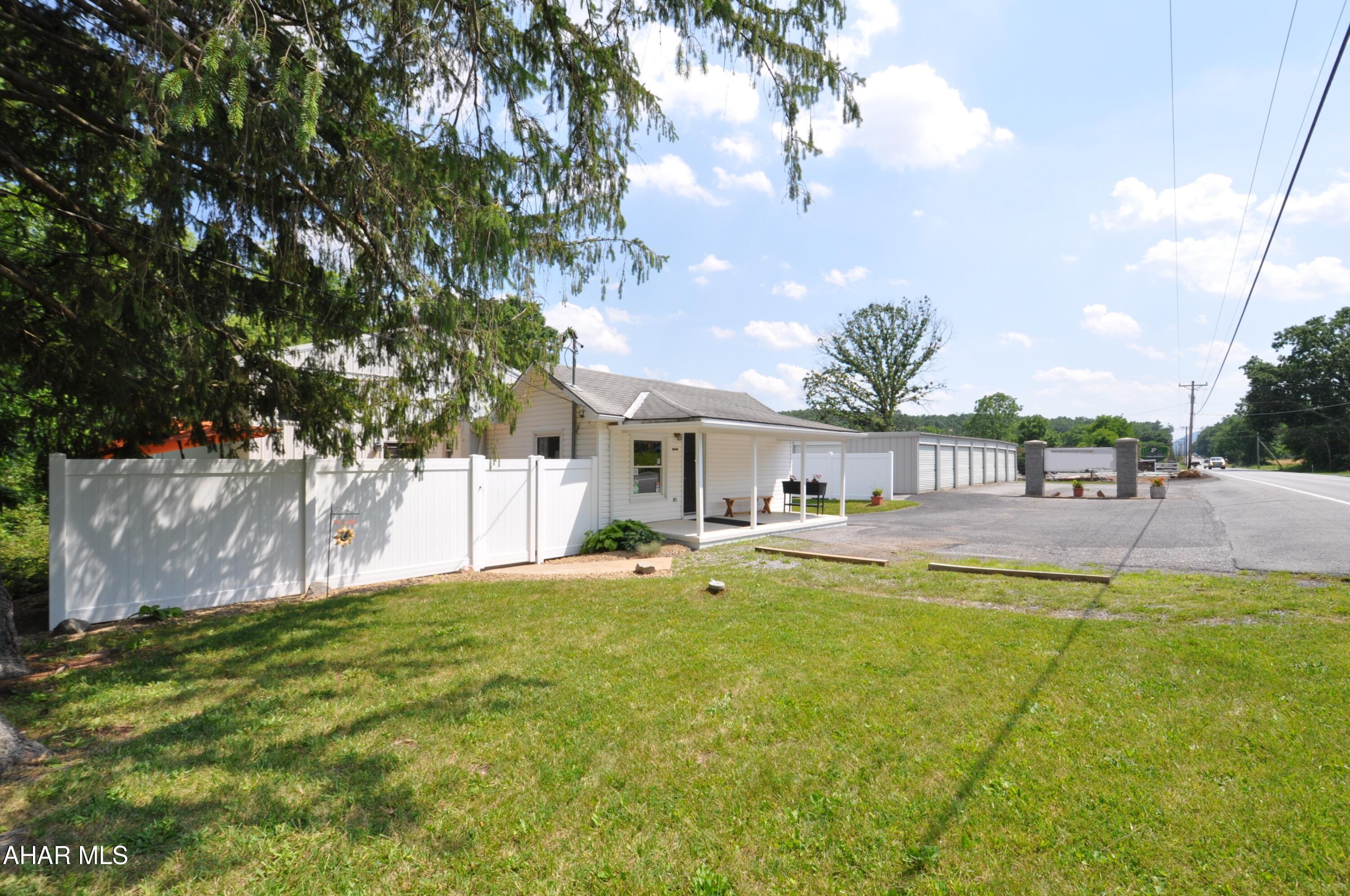 11352 Raystown Road Saxton, PA 16678 - Photo 2 of 47
