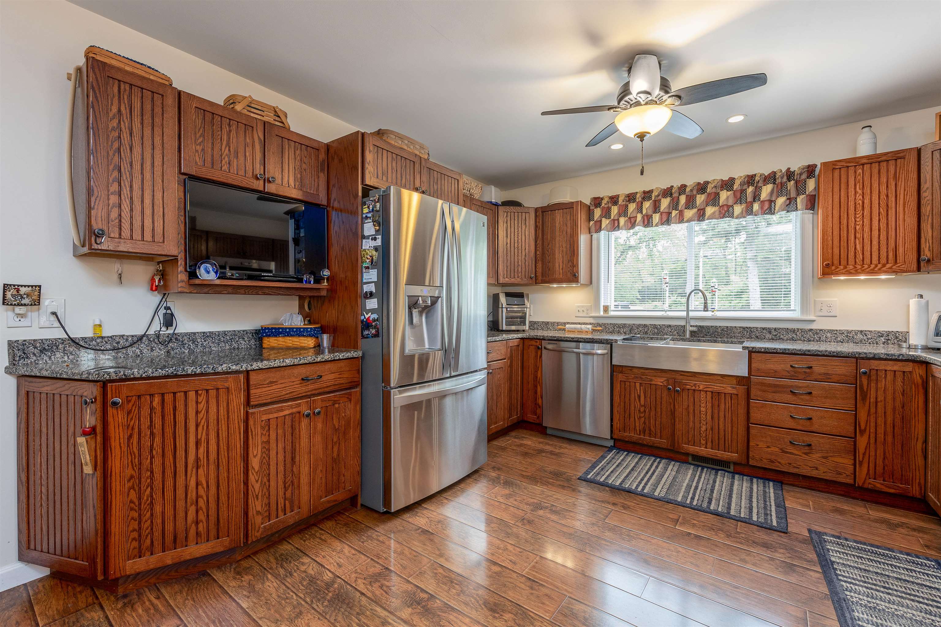 1119 Front Street Manchester, NH 03102 - Photo 40 of 57