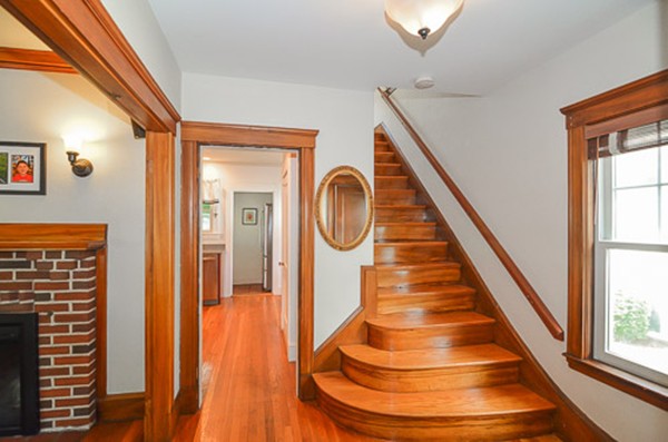 74 Beal Road Waltham, MA 02453 - Photo 3 of 21 Gallery Image 3