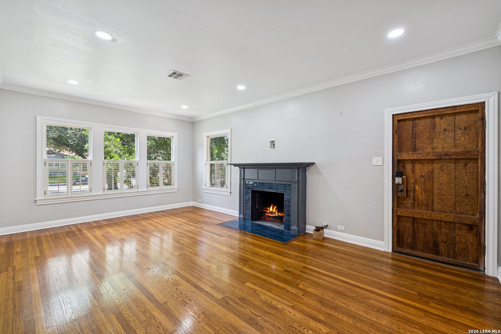 102 Nacogdoches Road Alamo Heights, TX 78209 - Photo 3 of 30 Gallery Image 3
