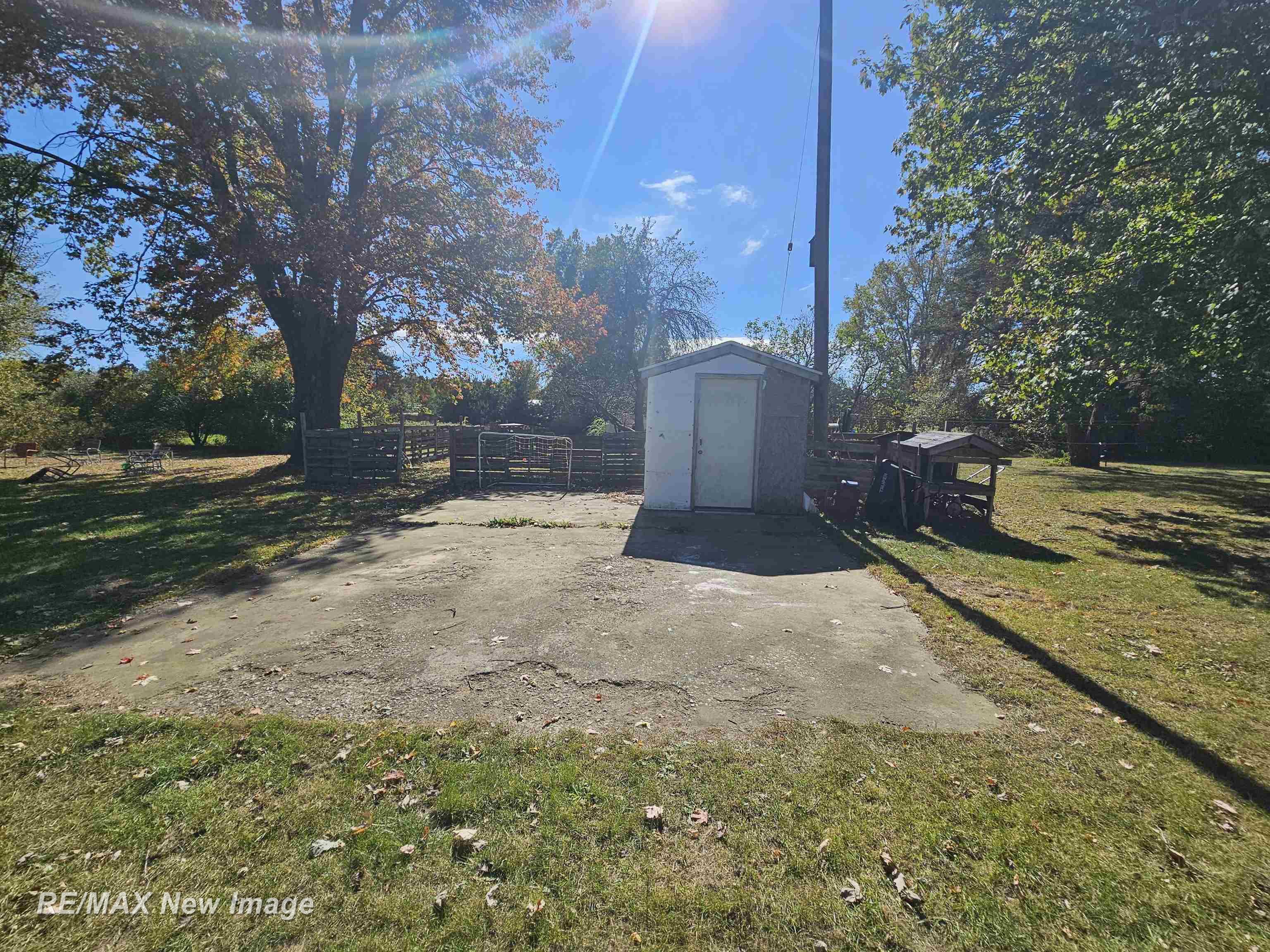 6495 Murphy Lake Road Millington, MI 48746 - Photo 29 of 38 50158327-311bb756-3213-4718-a72d-1bd7afd94968.JPG