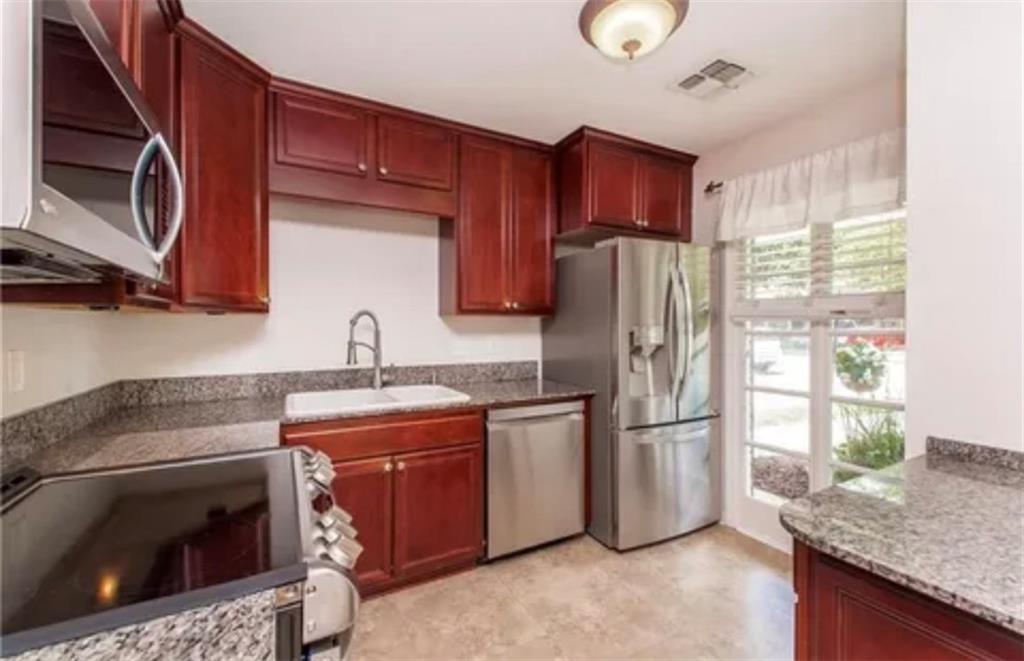 8600 Trolley Lane River Ridge, LA 70123 - Photo 4 of 12