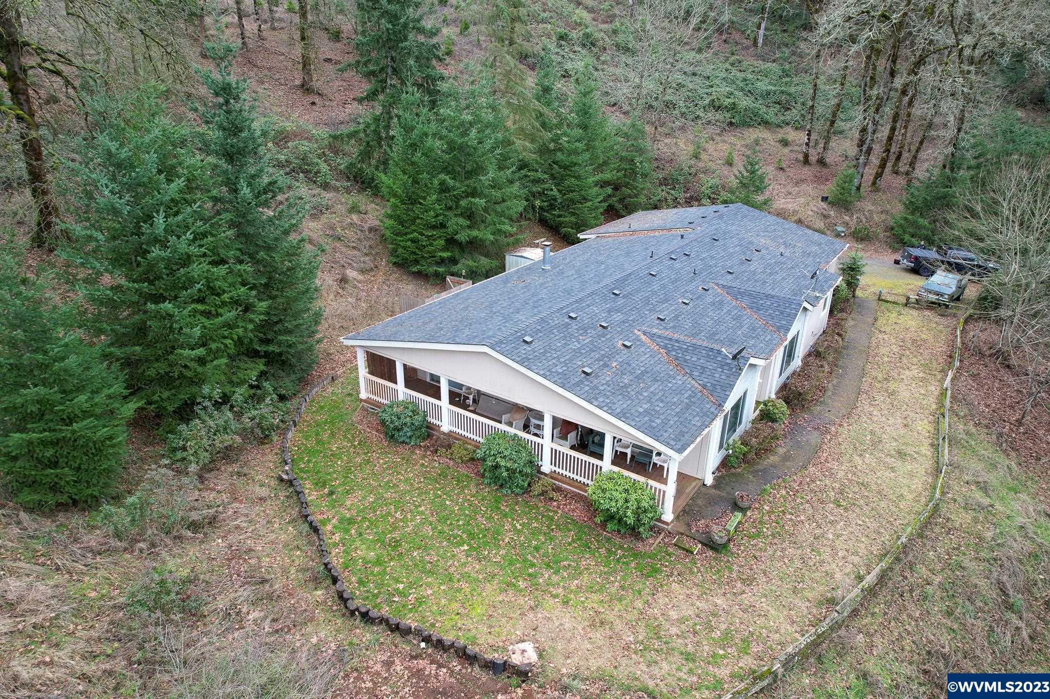 9225 Parrish Gap Road Southeast Turner, OR 97392 - Photo 3 of 24