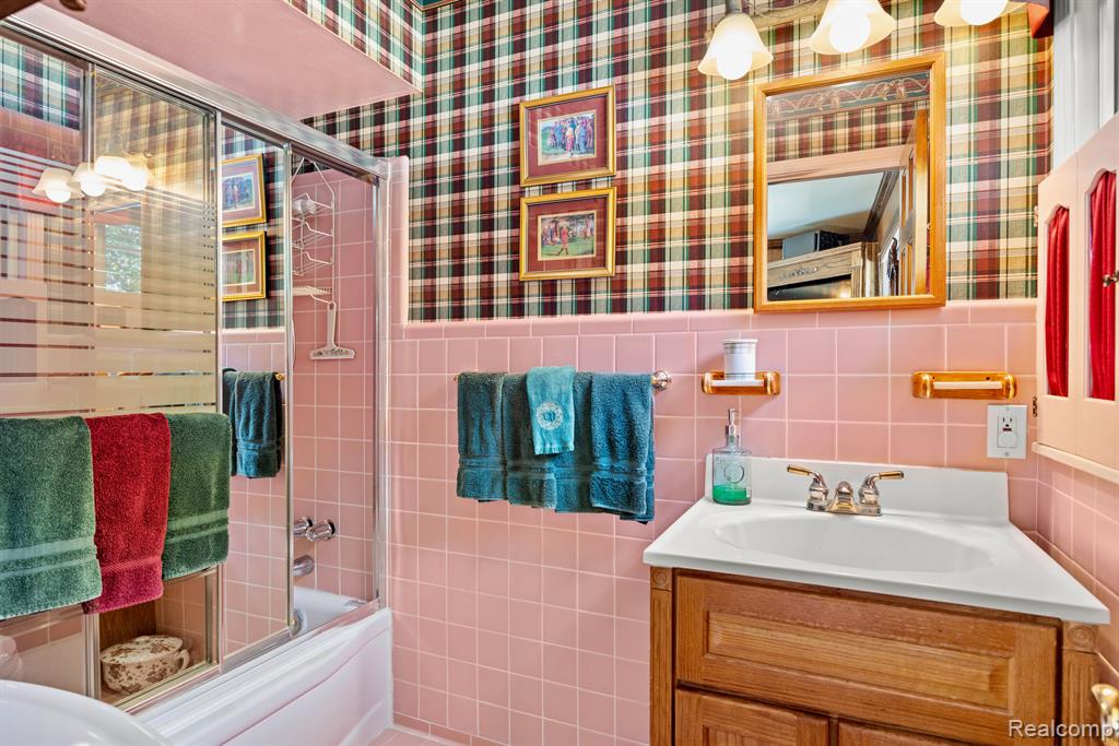 1020 Yorkshire Road Grosse Pointe Park, MI 48230 - Photo 21 of 83