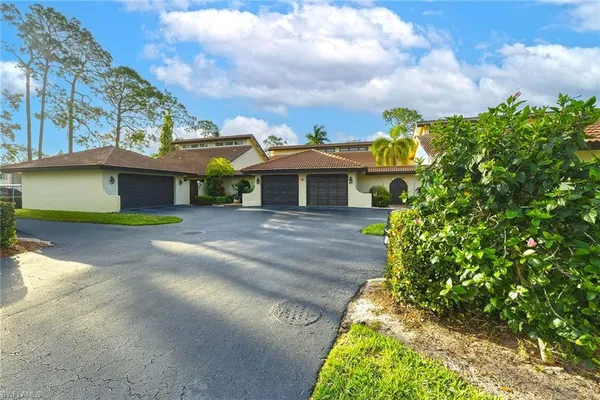 $530,000 | 646 Augusta Boulevard, Naples, FL 34113
