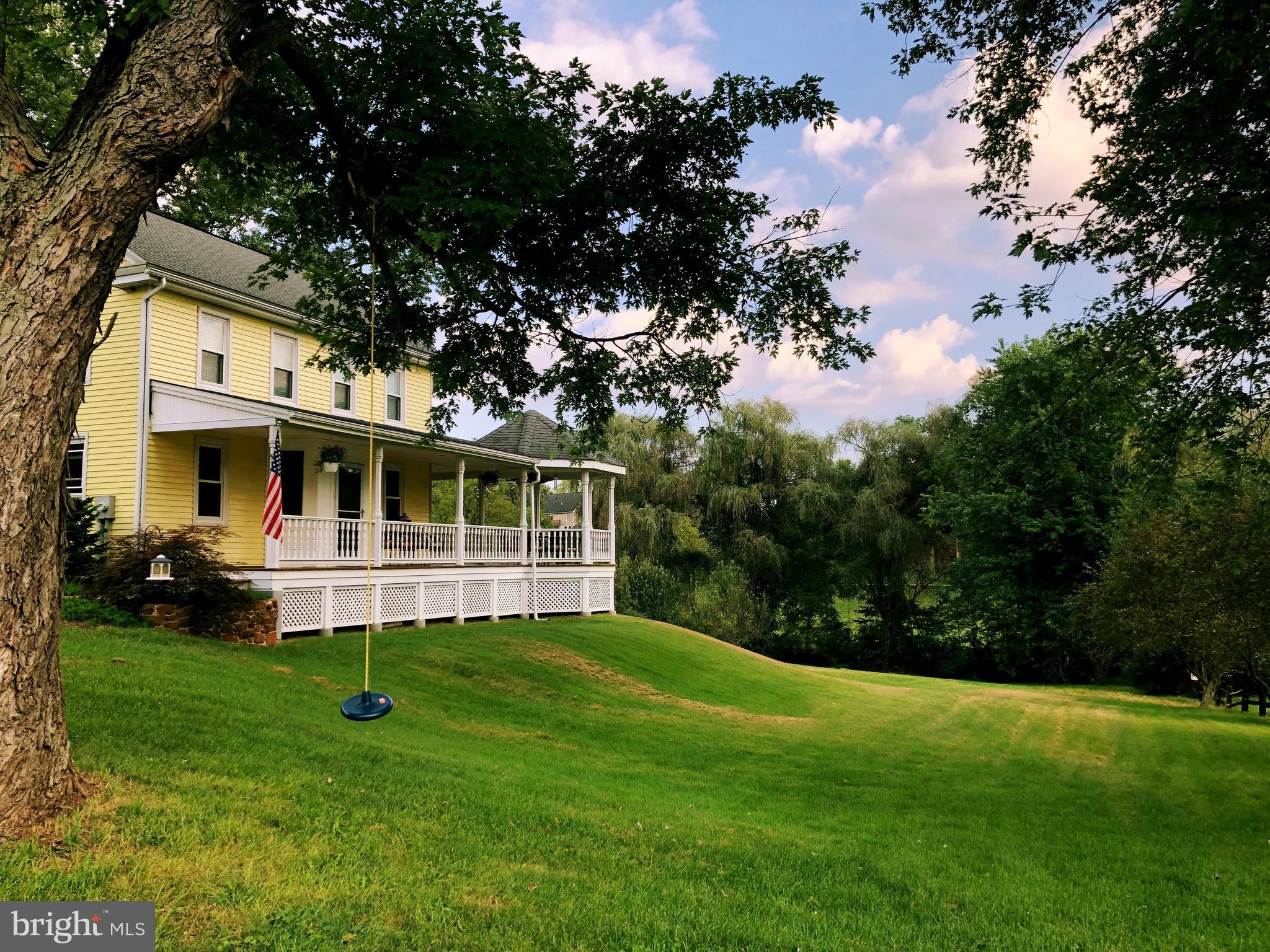 512 Rutts Road Elizabethtown, PA 17022 - Photo 3 of 34